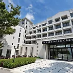White Rock Castle & Otel