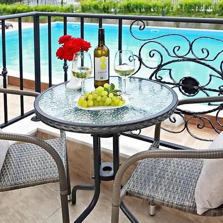Hotell White Rock Castle &