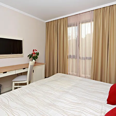 Hotell White Rock Castle & Baltjik