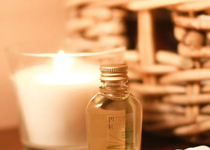 White Rock Castle & Hotel 3*