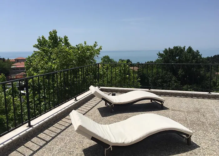 Hotel White Rock Castle &