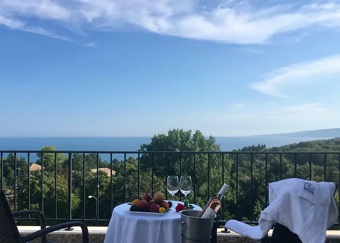 Hotel White Rock Castle & Balchik