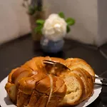 White Rock Castle & 3*