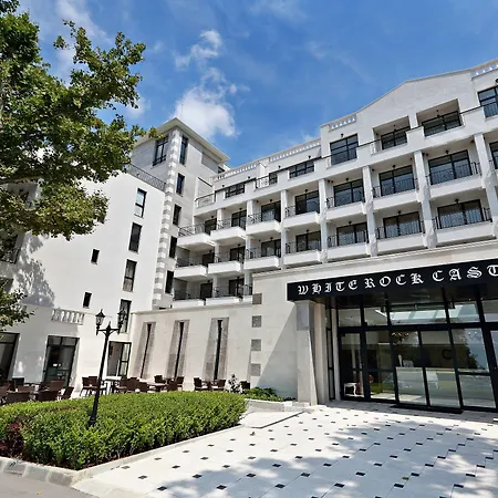 White Rock Castle Hotel & Wellness Club Hotel