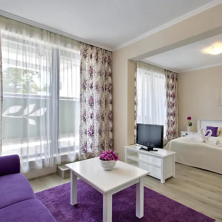 White Rock Castle Hotel & Wellness Club Hotel 3*