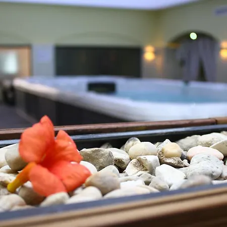 White Rock Castle Hotel & Wellness Club