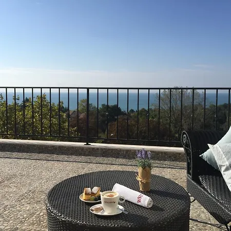 White Rock Castle Hotel & Wellness Club Balchik