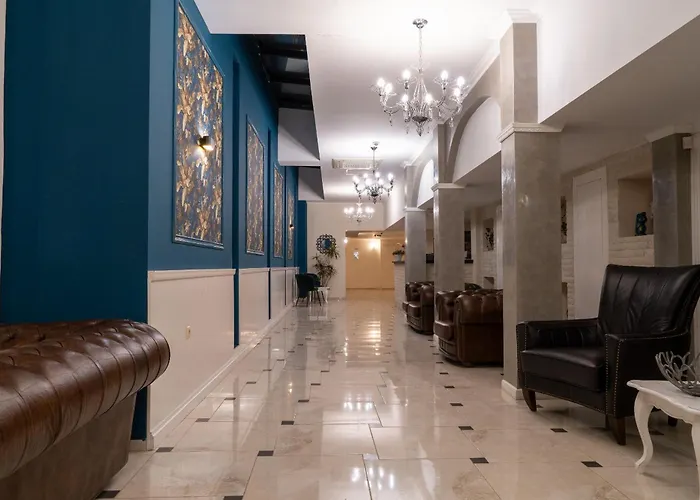 White Rock Castle & Ξενοδοχείο Μπαλτσίκ