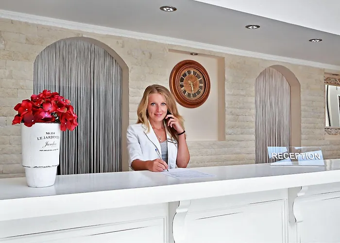 White Rock Castle & Ξενοδοχείο