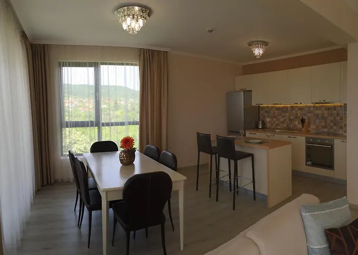 Ξενοδοχείο White Rock Castle & 3*