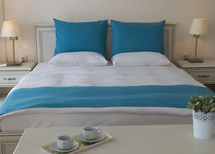 Ξενοδοχείο White Rock Castle & 3*